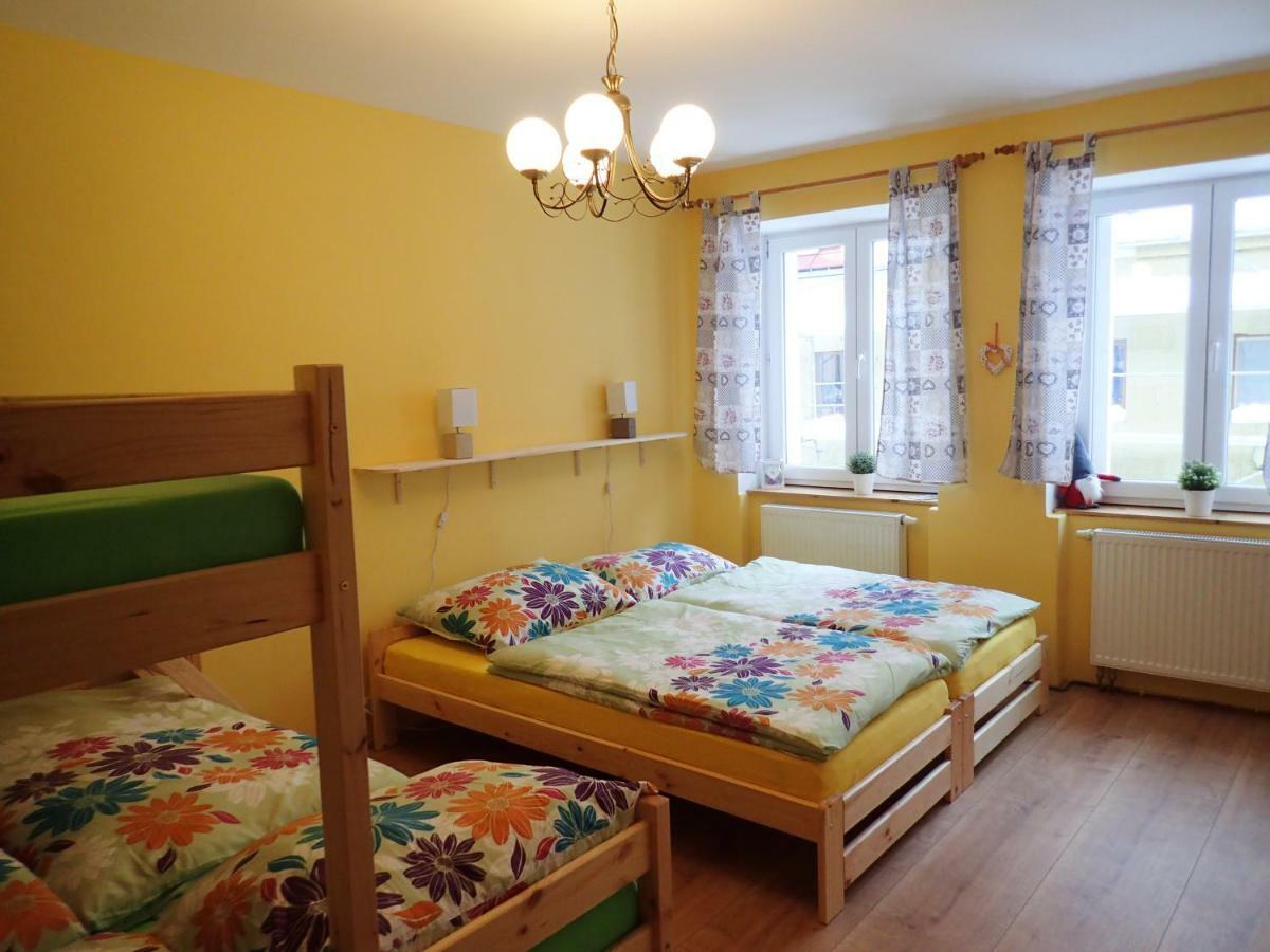 Apartman Pod Bozim Darem Яхимов Экстерьер фото